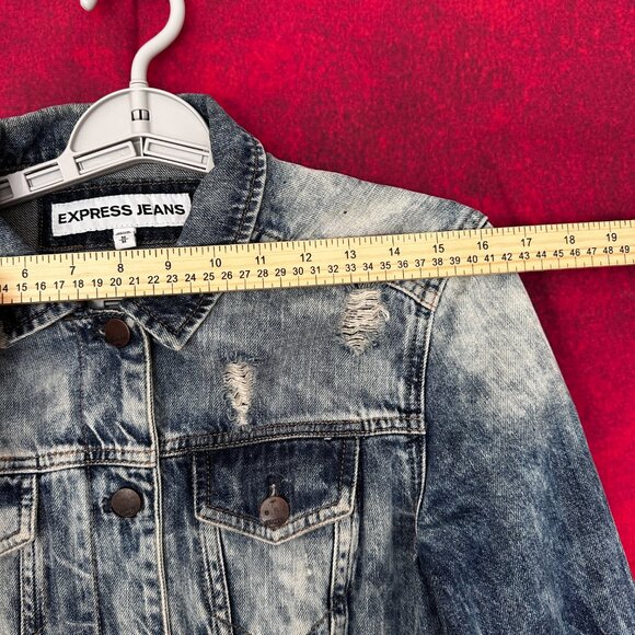 EXPRESS JEANS DENIM JACKET WOMEN'S, MEDIUM, BUTTON UP, POCKETS, DISTRESSED - Picture 9 of 14